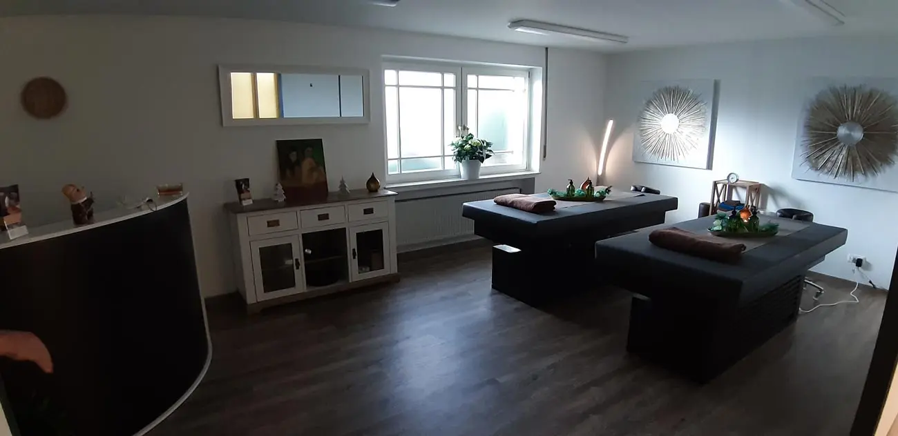 Massageliegen mit Empfang im Saunaparadies Wettenberg